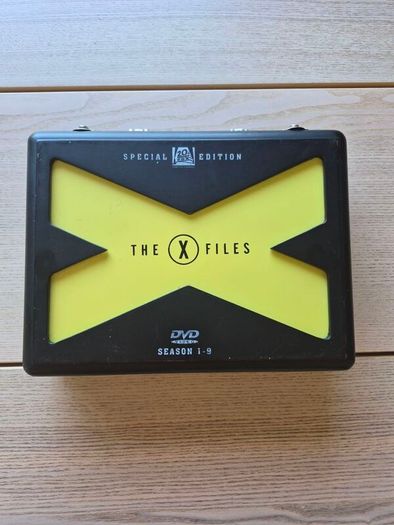 Suitcase X Files Complete Season 1-9 American version region 1