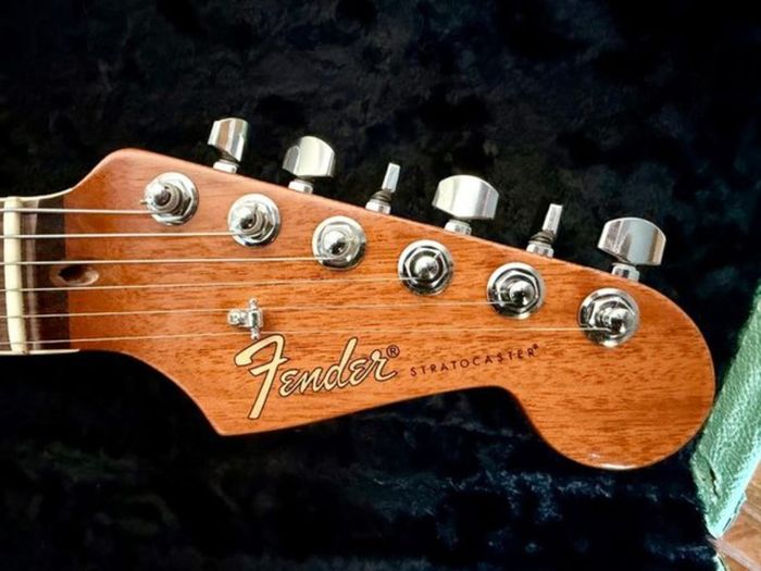 Fender Uptown Stratocaster - Limited Edition