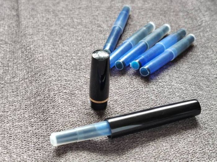 Vintage 1960s Waterman Flash 18K Gold M Nib Fountain Pen - New Old Stock (Unused)
