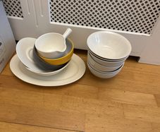 Free plates/glasses