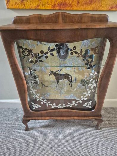 glass cabinet