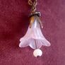 Pink flower pendant necklace Image 2