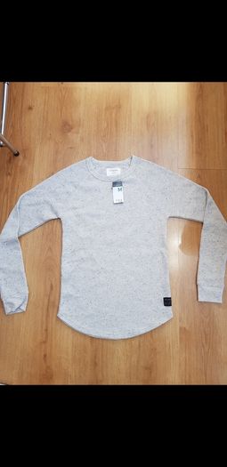 Muscle fit Medium size jumper & Denim short sleeve shirts