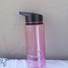 Pink water bottle new