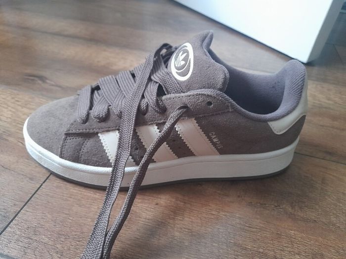 Adidas Campus