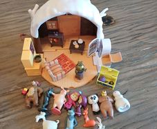 Masha and the bear Winter cabin