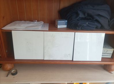 White wall tiles 200x200 or 8x8 inches. 18 sq mtrs approx. Purchased for a job but never used.