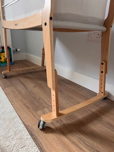 SnuzPod Studio Bedside Cot