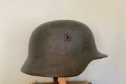 Original German WW2 Reissue M40 Stahlhelm. Militaria