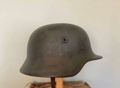 Original German WW2 Reissue M40 Stahlhelm. Militaria