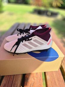 Adidas Predator 198.1 Women's 'VapourGrey/Maroon'- Size UK5, EU38, AV