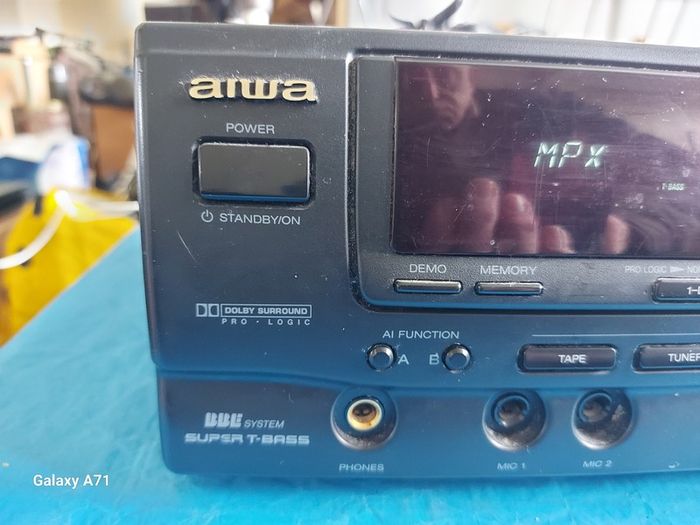 AIWA Stereo Integrated Amplifier Model No. MX-Z9400MK, with 2 large AIWA Speakers, Model No, 8X-Z9400, Impedance 6ohms, in excellent condition