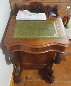 Writing desk