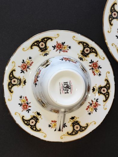 A Pair of Royal Sutherland Bone China Teacups and Saucers in the Balmoral Pattern