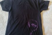 Black t-shirt
