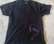 Black t-shirt
