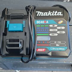 Makita Battery Charger XGT 40V