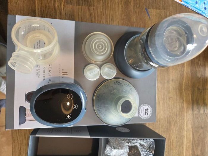 Lola & Lykke Smart Electric Breast Pump Rechargeable, Portable