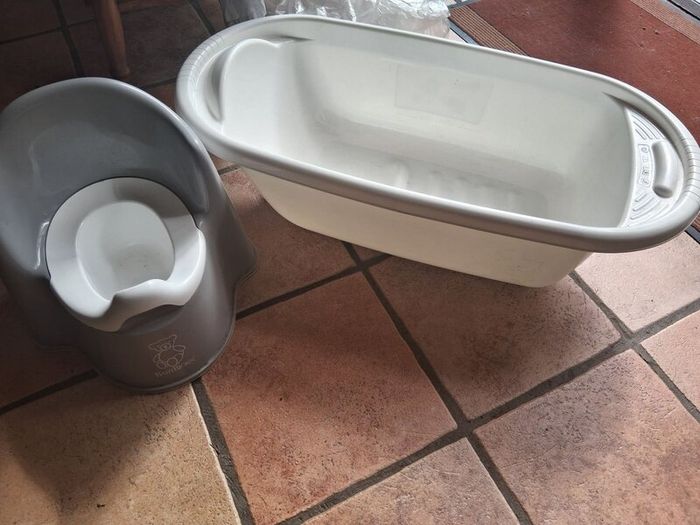 Baby Bath and Trainer Potty