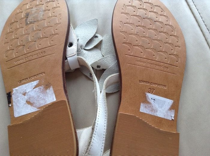 Porronet White All Leather Sandals Size 37