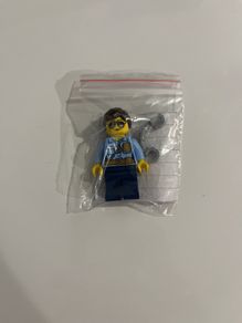 Lego City Police Officer minifigure