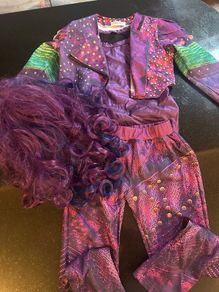 Descendants Mal costume