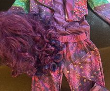 Descendants Mal costume