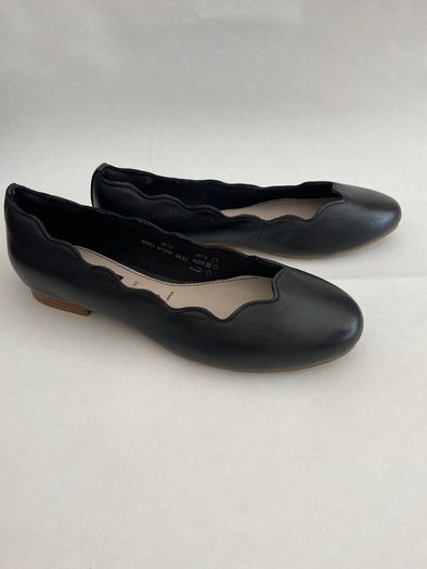Marks and spencer wide fit leather ballet pumps size  4.5