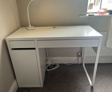 White Ikea Desk