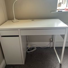White Ikea Desk