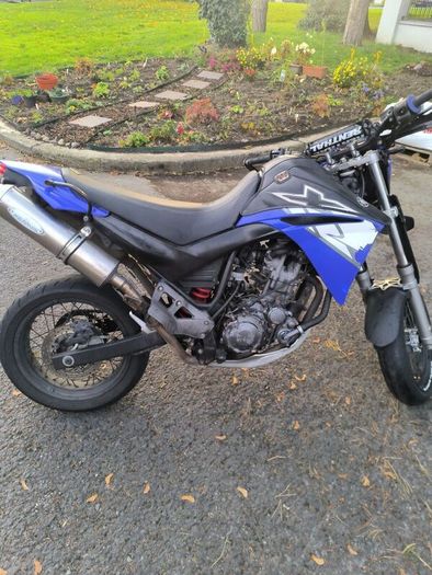 2004 Yamaha XT660 supermoto