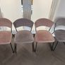 Table Chairs Image 3