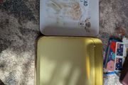 empty tin