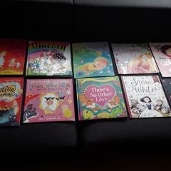 25 toddler books in perfect condition