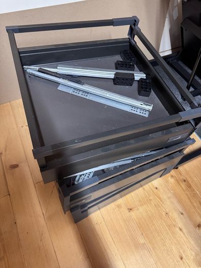Hettich kitchen drawers (3x set)