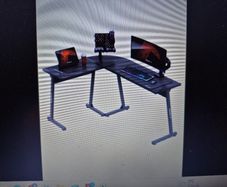 Gaming desk