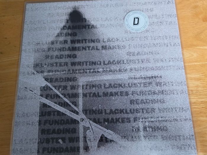 Makeshift Art Bar - Lacklustre Writing Makes Fundamental Reading