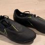 Nike phantom football boots Image 2
