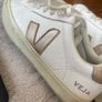 Veja trainers Image 2