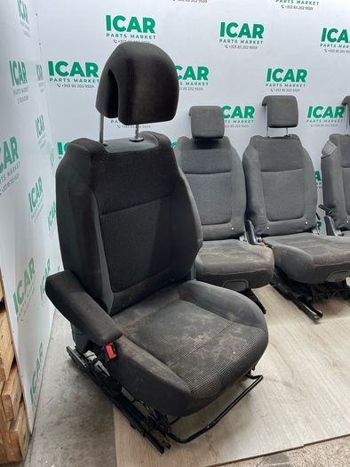 Peugeot 5008 Seat Set