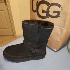 UGG Bellina short boot