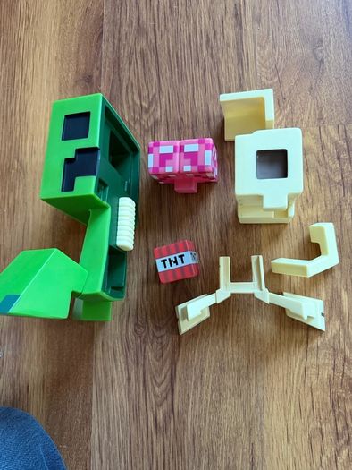 Minecraft Creeper Anatomy Figure