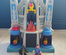 fisher price imaginext dc super friends hall of justice