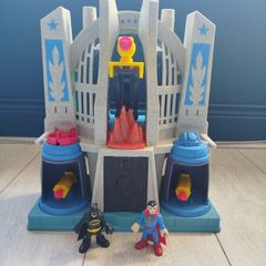 fisher price imaginext dc super friends hall of justice