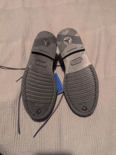 kid's shoes
