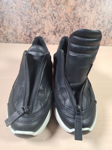 womens ECCO Chunky W zip trainers black leather runners Size UK 6 EU 39