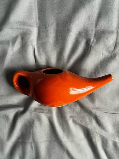 Neti nasal pot