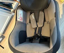 Joie Spin 360 isofix car seat