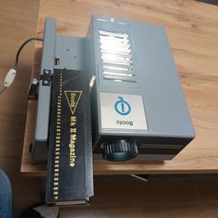 Vintage Magazine projector BOOTS QI Magazine projector 1960's projector