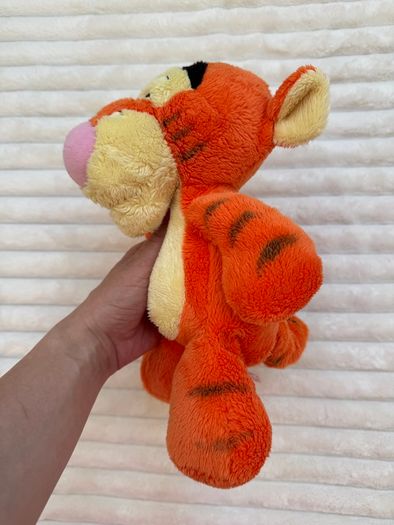 Disney Tigger Floppy Posh Paws Used Please look at the pictures